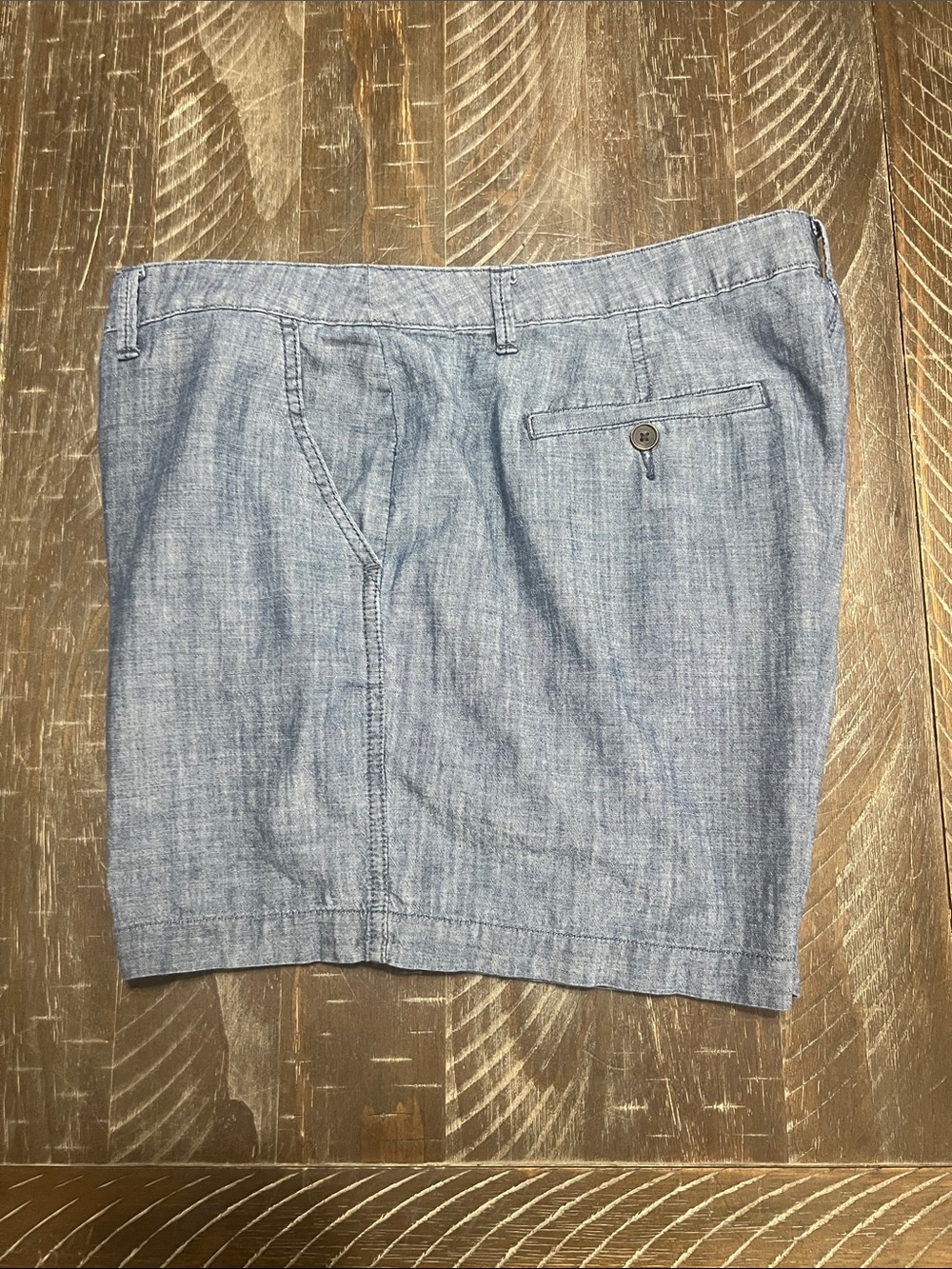 Two pair of Ladies “A New Day” Shorts. Light Pink and Chambray. Both Size 18. - Picture 7 of 9